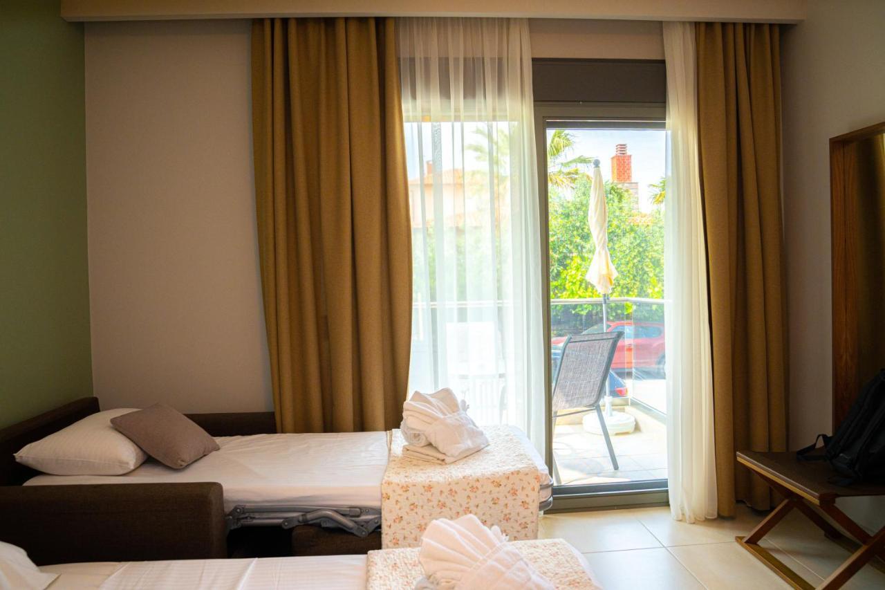 Vellum Luxury Living Отель
