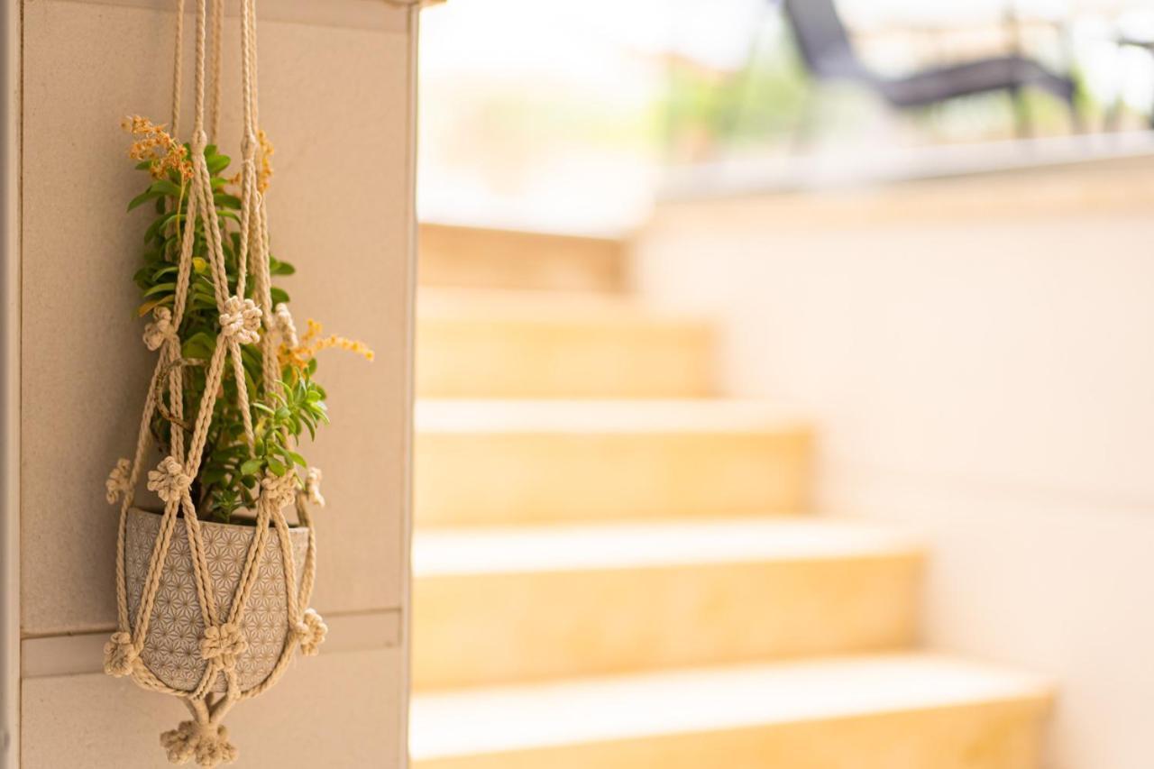 Отель Vellum Luxury Living