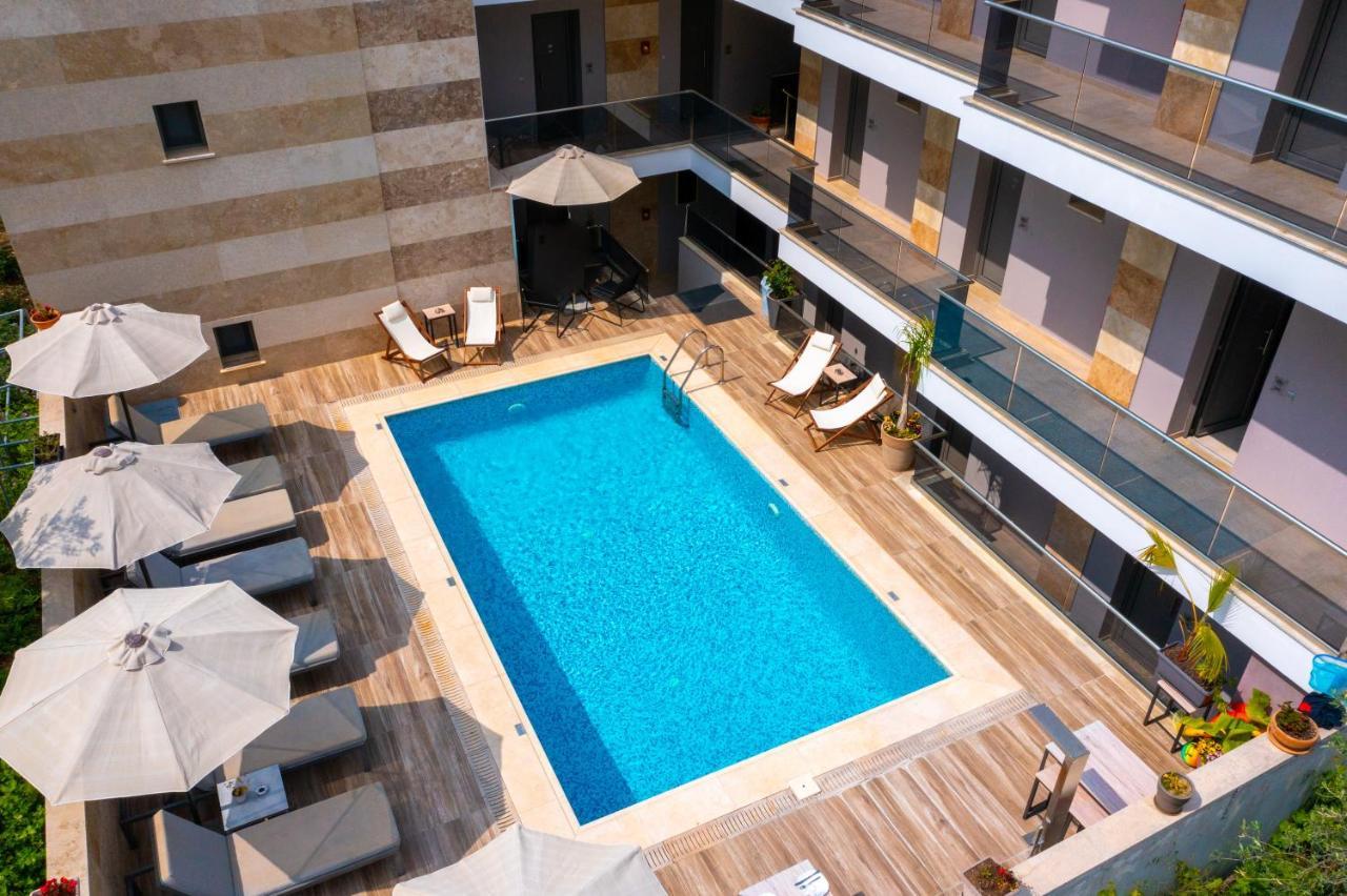 Vellum Luxury Living Отель